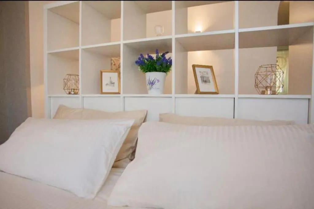 Glamour Liberty Apartment Sabotino38 Milan Italy