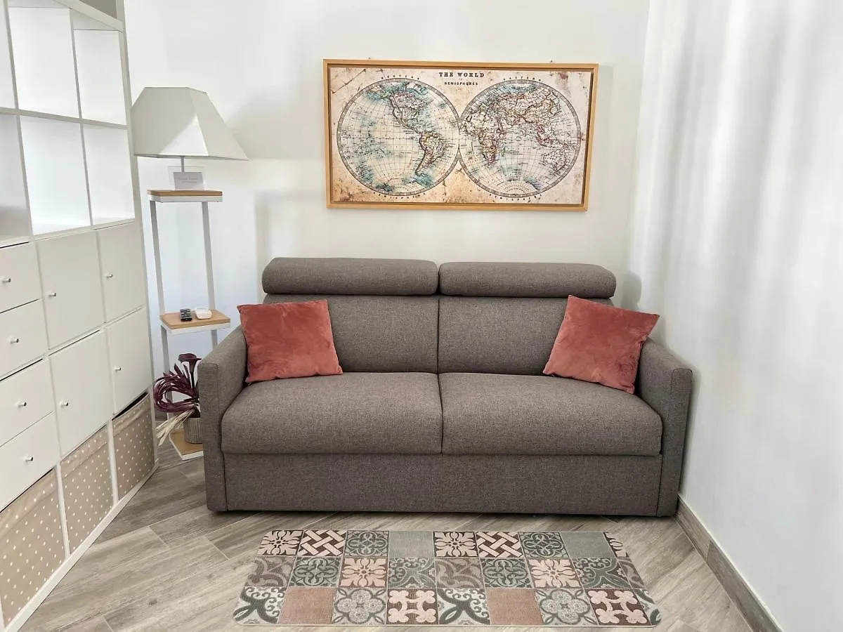 Glamour Liberty Apartment Sabotino38 밀라노 0*,  이탈리아